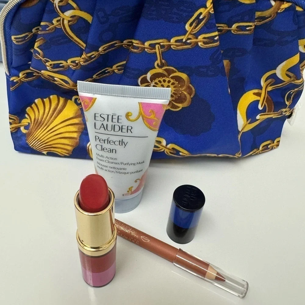 Estee Lauder Cosmetics Toiletries‎ Bag Blue And Gold New 4 PC Set